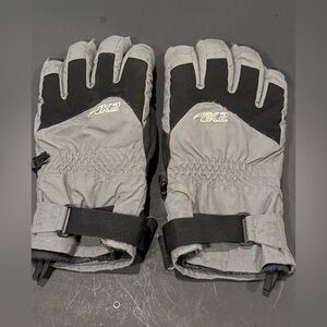 MEN'S  K2 SKI GLOVES  BLACK/GRAY SIZE M/L - Used